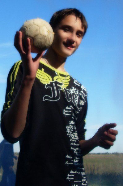 Артём Носов