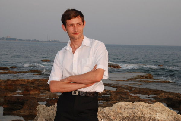 Александр Макаров