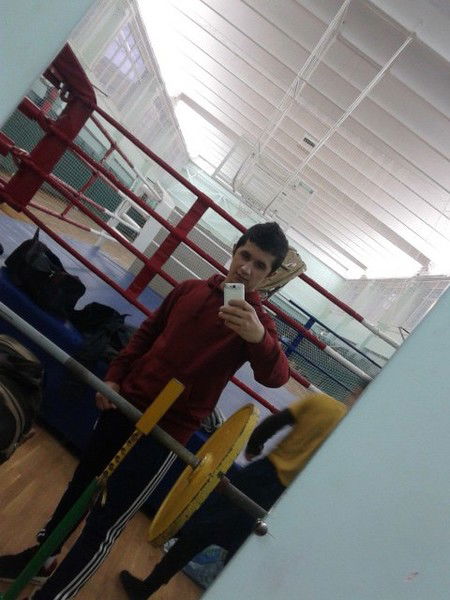 Джахонгир Пулотов