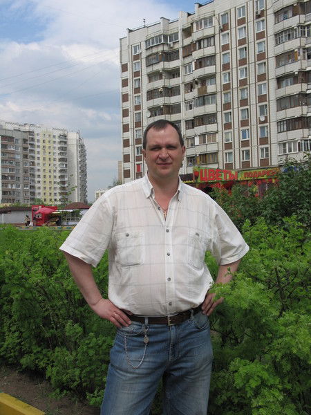 Тихон Беcфaмильный