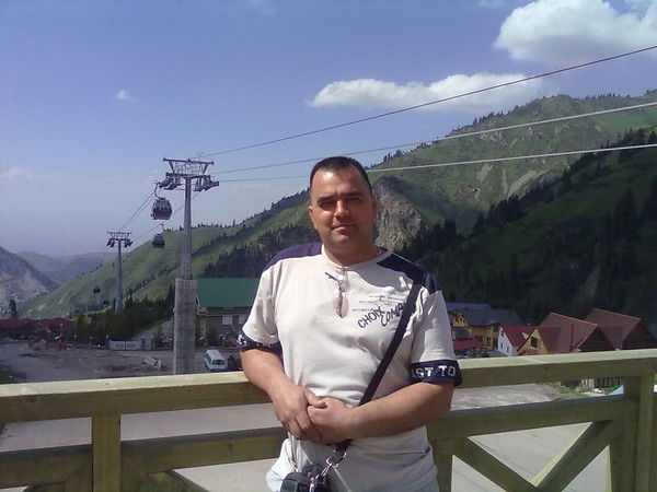 Юрий Гордиенко