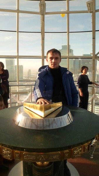 Дмитрий Долгов