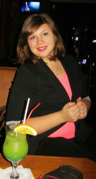 Оленька Недосика