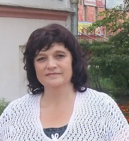 Елена Рябова