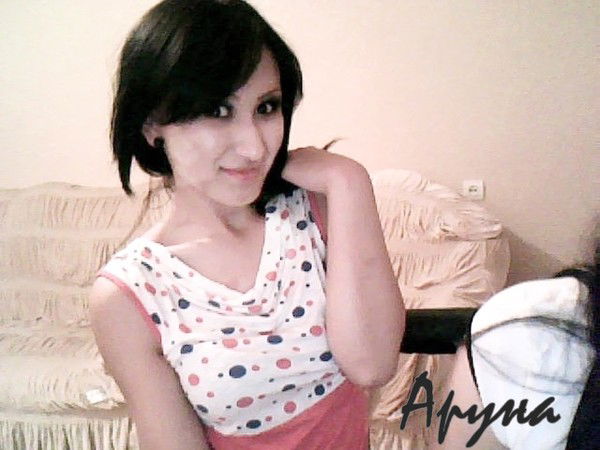 Аруна Алиханова