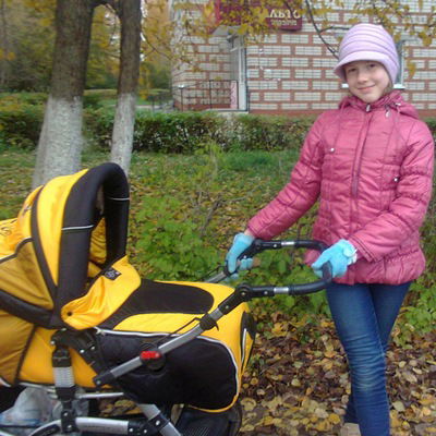 Полина Белая