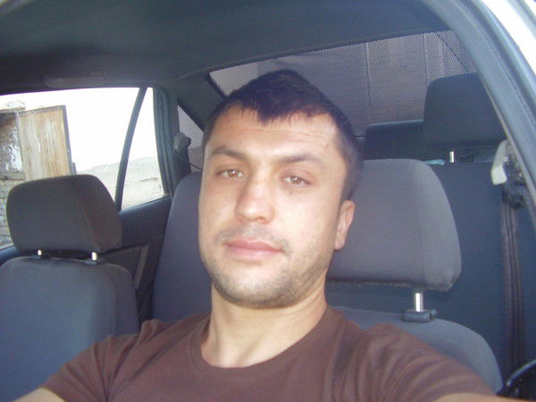 Санжар Отаев