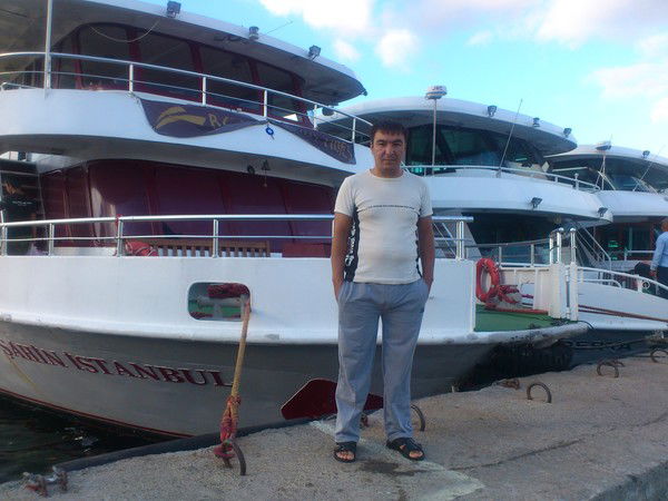 Sadriddin. Hidoyatov