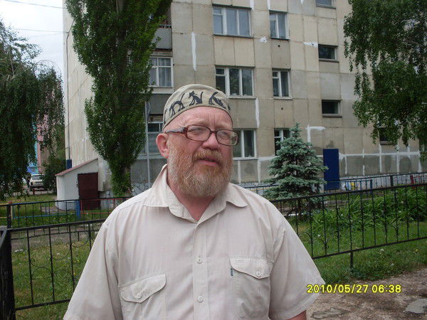 Василий Попов