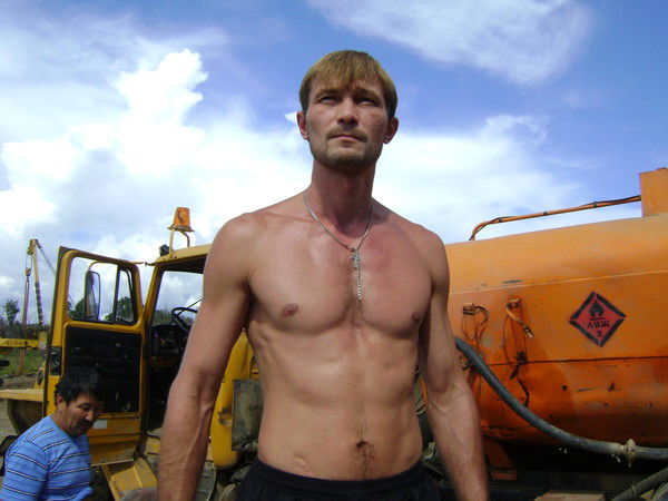 Александр Савельев