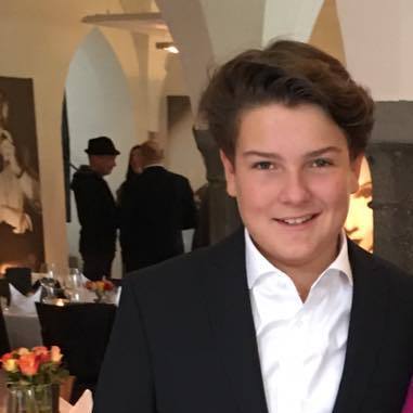 Alexander Mik Weidung