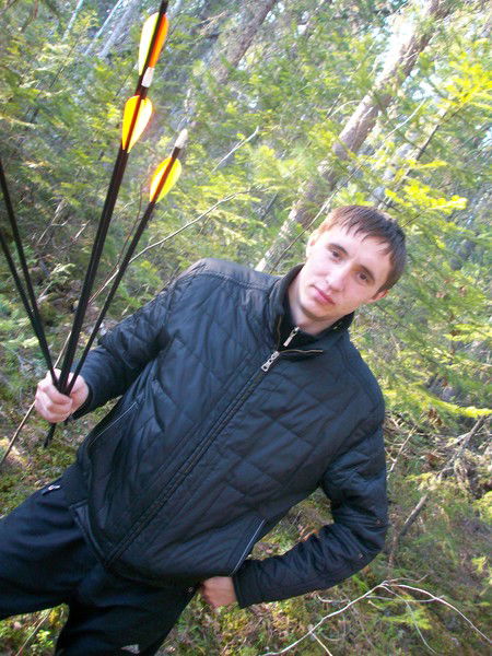 Виктор Комаров