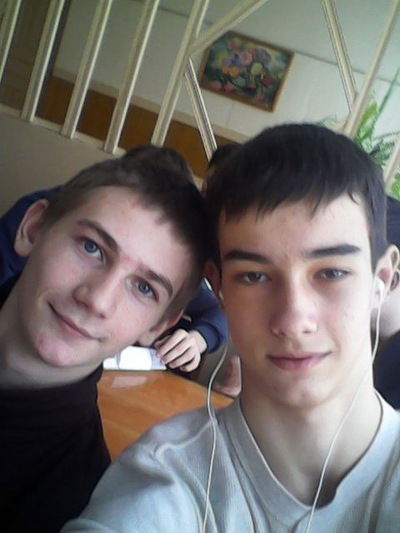 Паша Капитанов