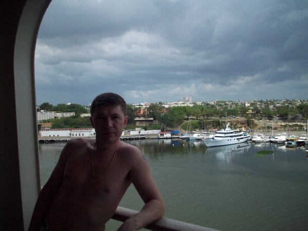 Неизвестно Неизвестно