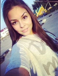 Дана Грознова