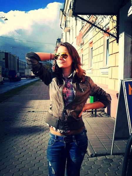 Лена Тарачешникова