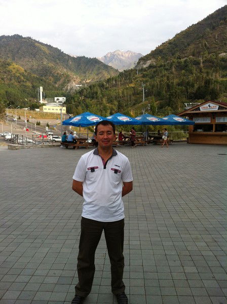 Сакен Урмузов