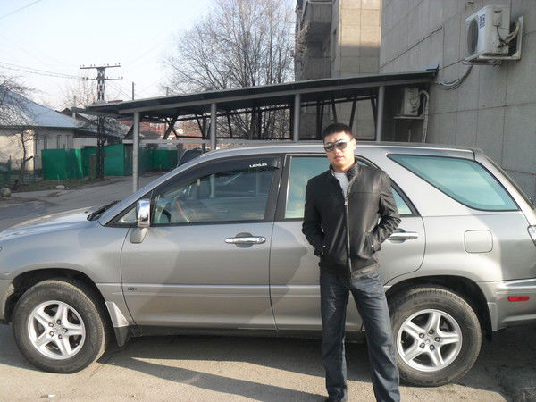 Азамат Акмажанов