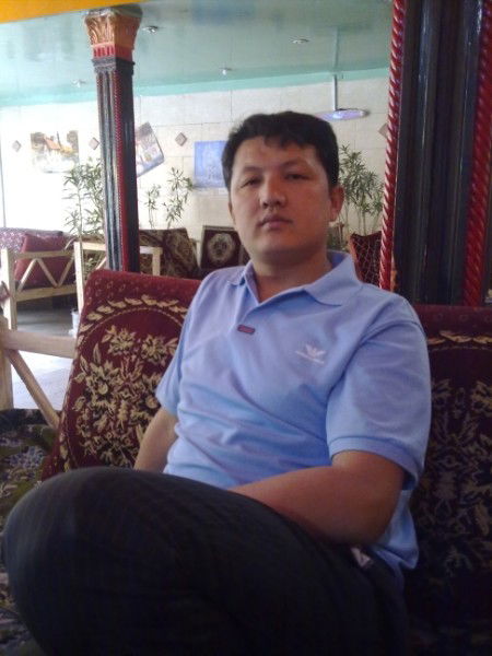 Тахир Ванхошан