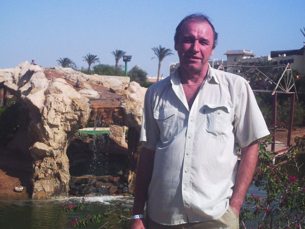 Михаил Шарафанович