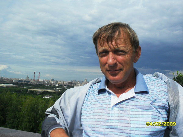 Василий Столяров