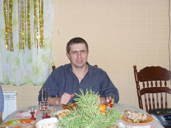 Андрей Артамонов