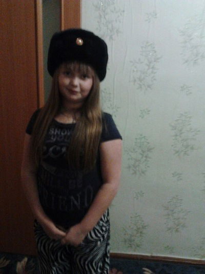 Лера Белоусова