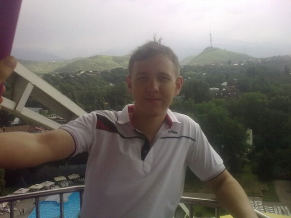 Василий Красножонов