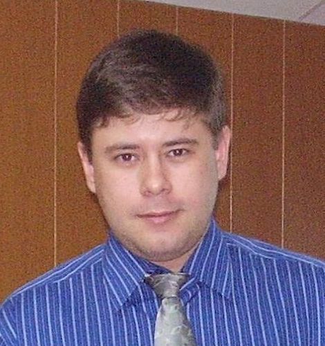 Евгений Комиссаренко