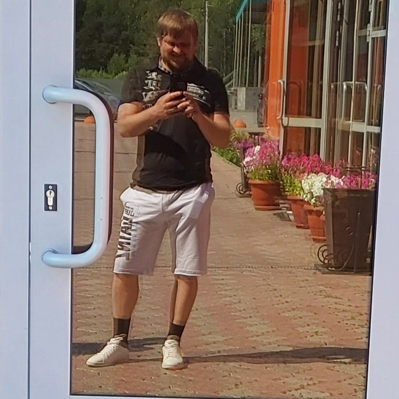 Макс Боровинских