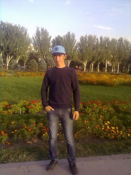 Азамат Муратбеков