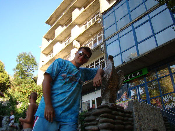 Александр Левин