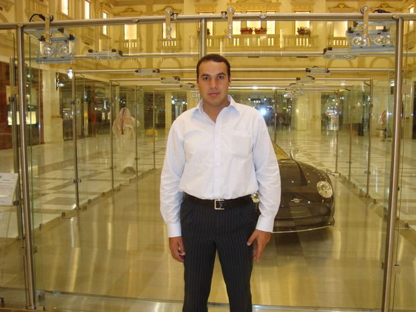 Али Сафаров