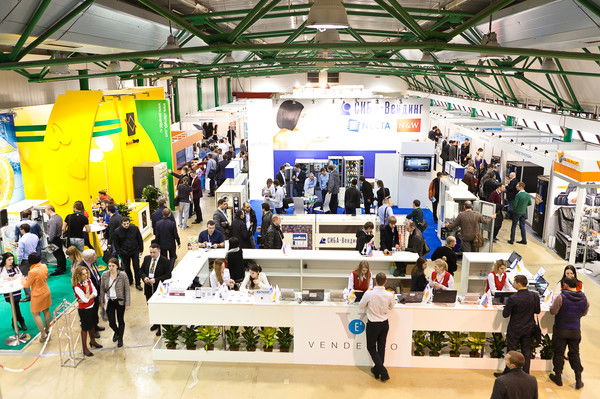 Евгений Тарасов