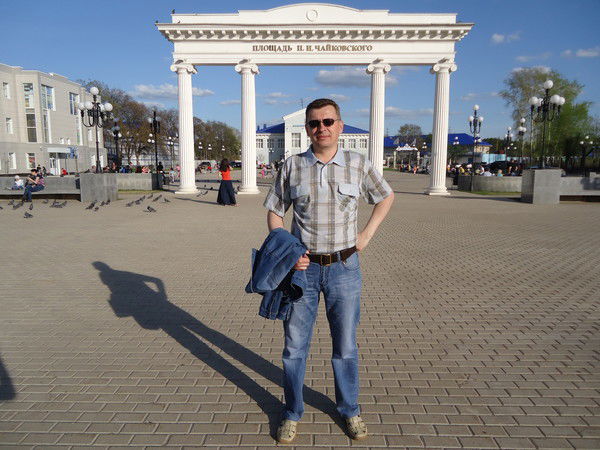 Александр Корзун