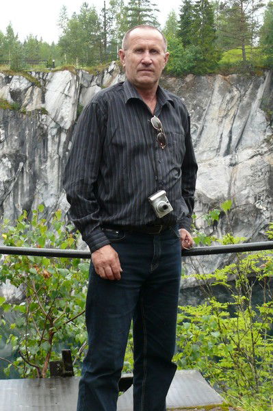 Александр Липатов