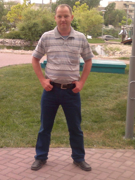 Андрей Андронов