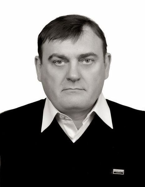 Олег Васильев