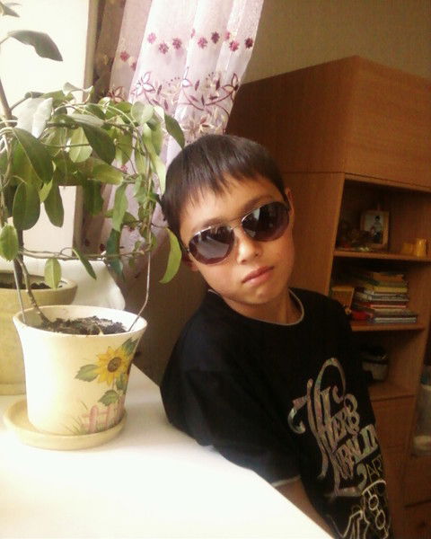 Ескендир Kуанышбек