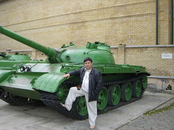 Александр Шувалов