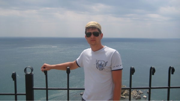 Максим Бухаров