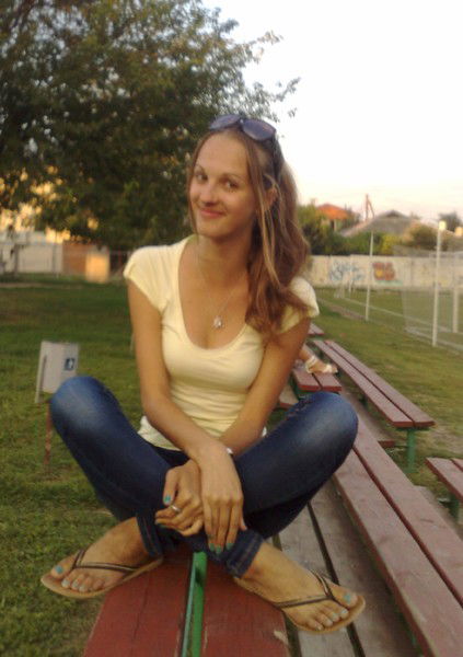 Аня Мельникова