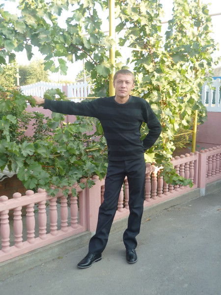 Антон Иванов