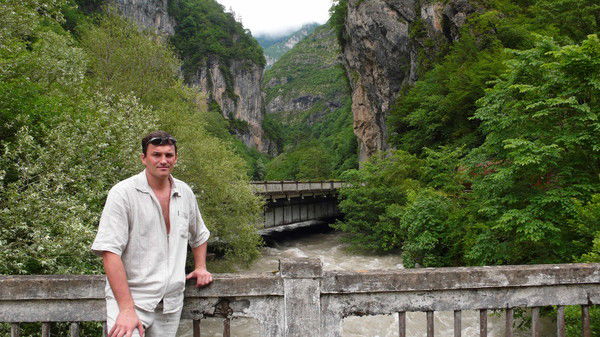 Андрей Микутин