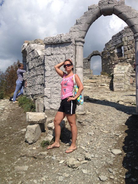 Нина Черкас