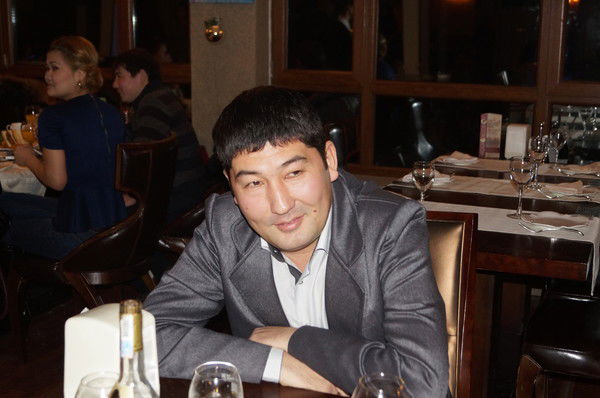 Дамир Таукенов