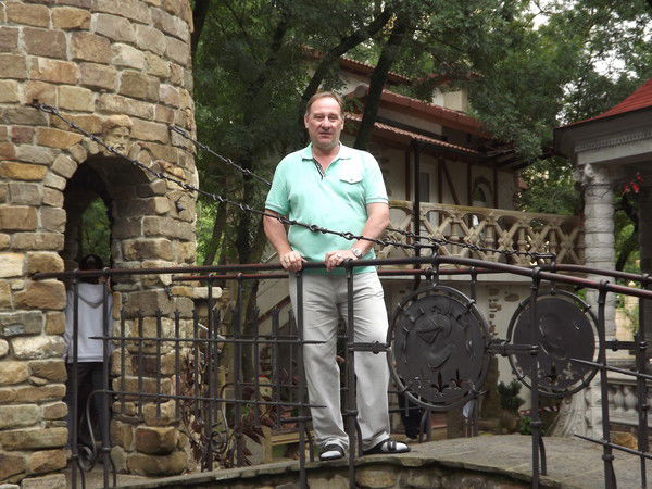 Юрий Оськин