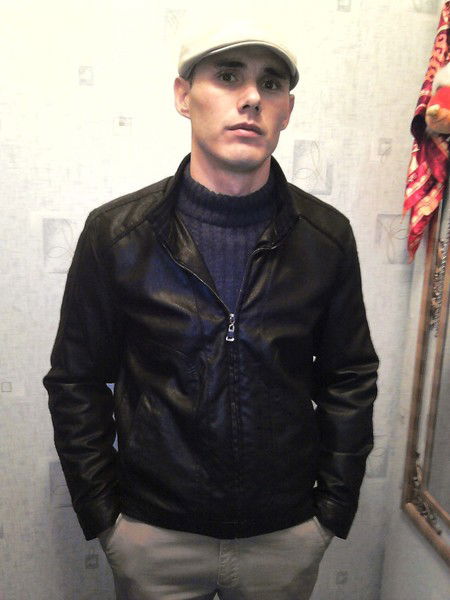 Олег Бахрамов