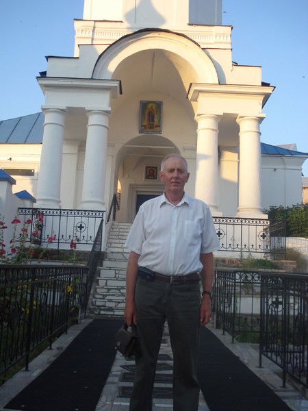 Виктор Челышков