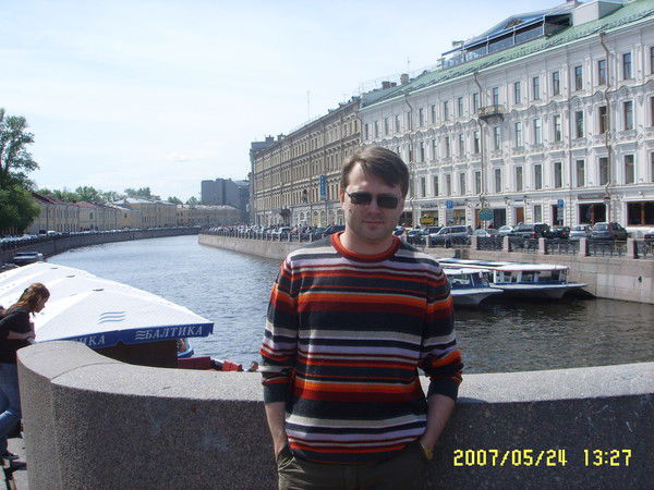 Дмитрий Ефремов